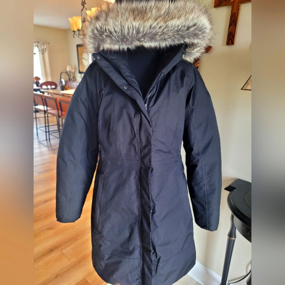 North Face down parka
